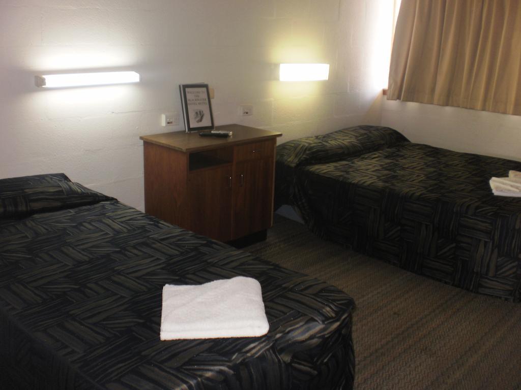 Blackwater Hotel Motel Rum bild